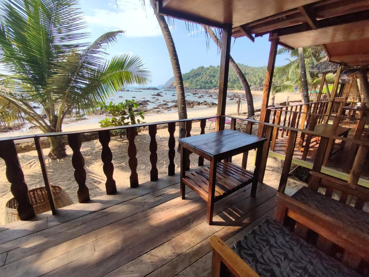 Sea Front Cottage Little Khola Cola Exterior foto